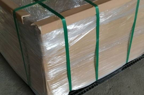 بسته بندی پالت با تسمه چگونه است؟